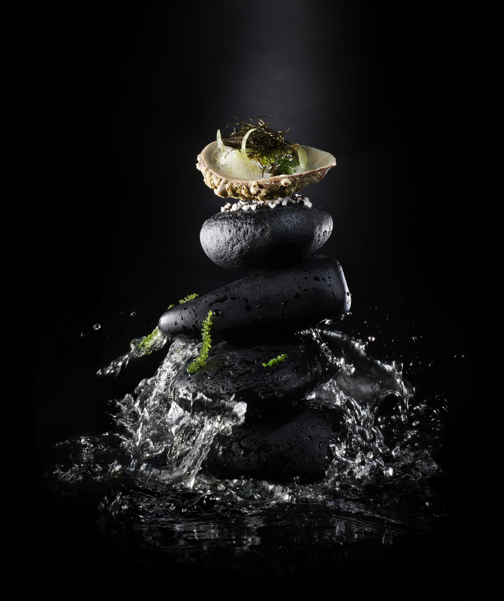 Julien Bouvier, photographe culinaire à Lyon, en studio