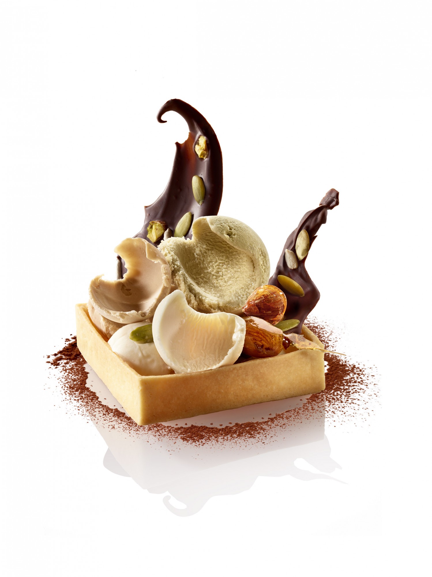Boules de glace artisanale, photographie culinaire en studio à Lyon par Julien Bouvier