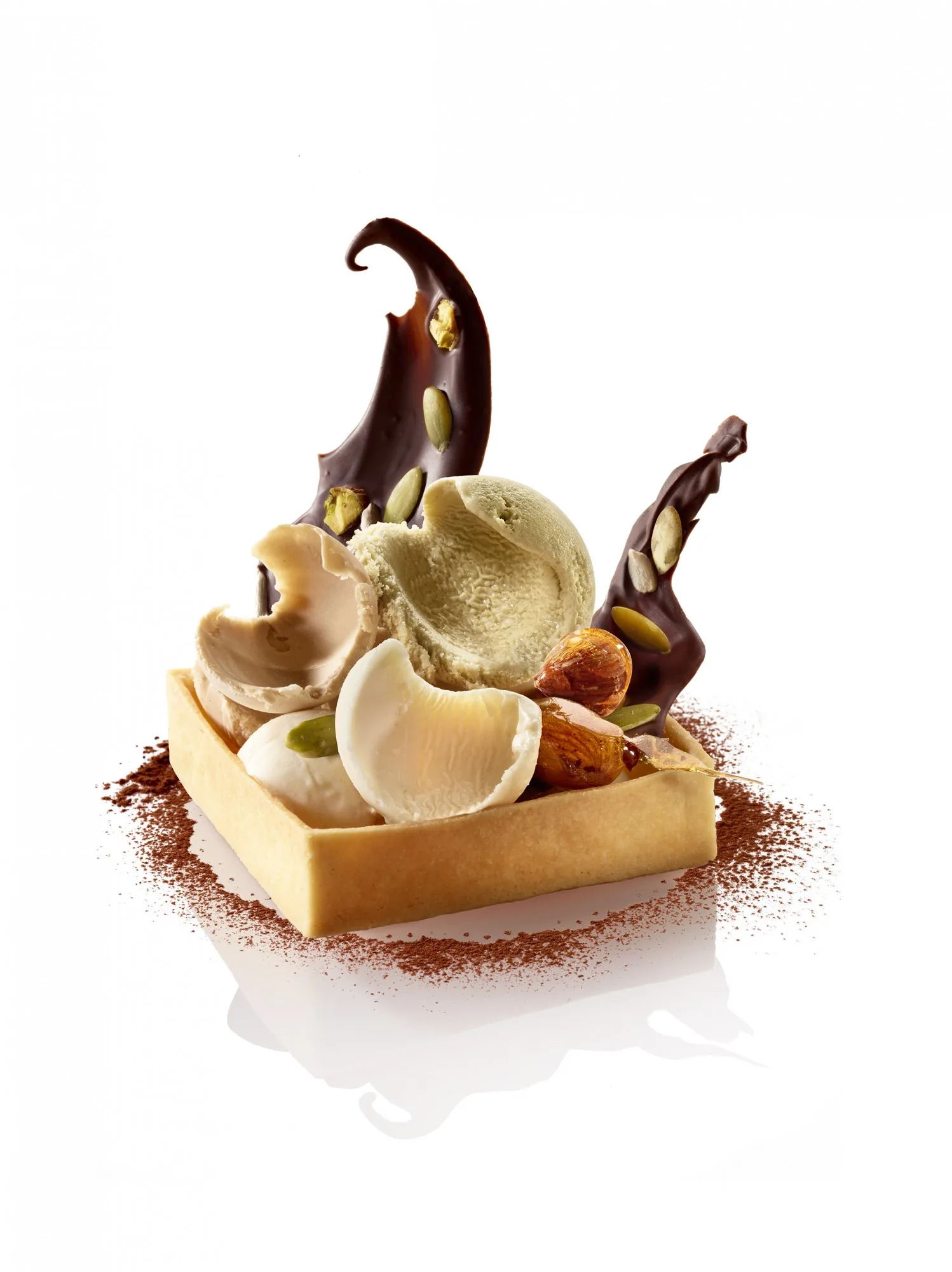 Boules de glace artisanale, photographie culinaire en studio à Lyon par Julien Bouvier