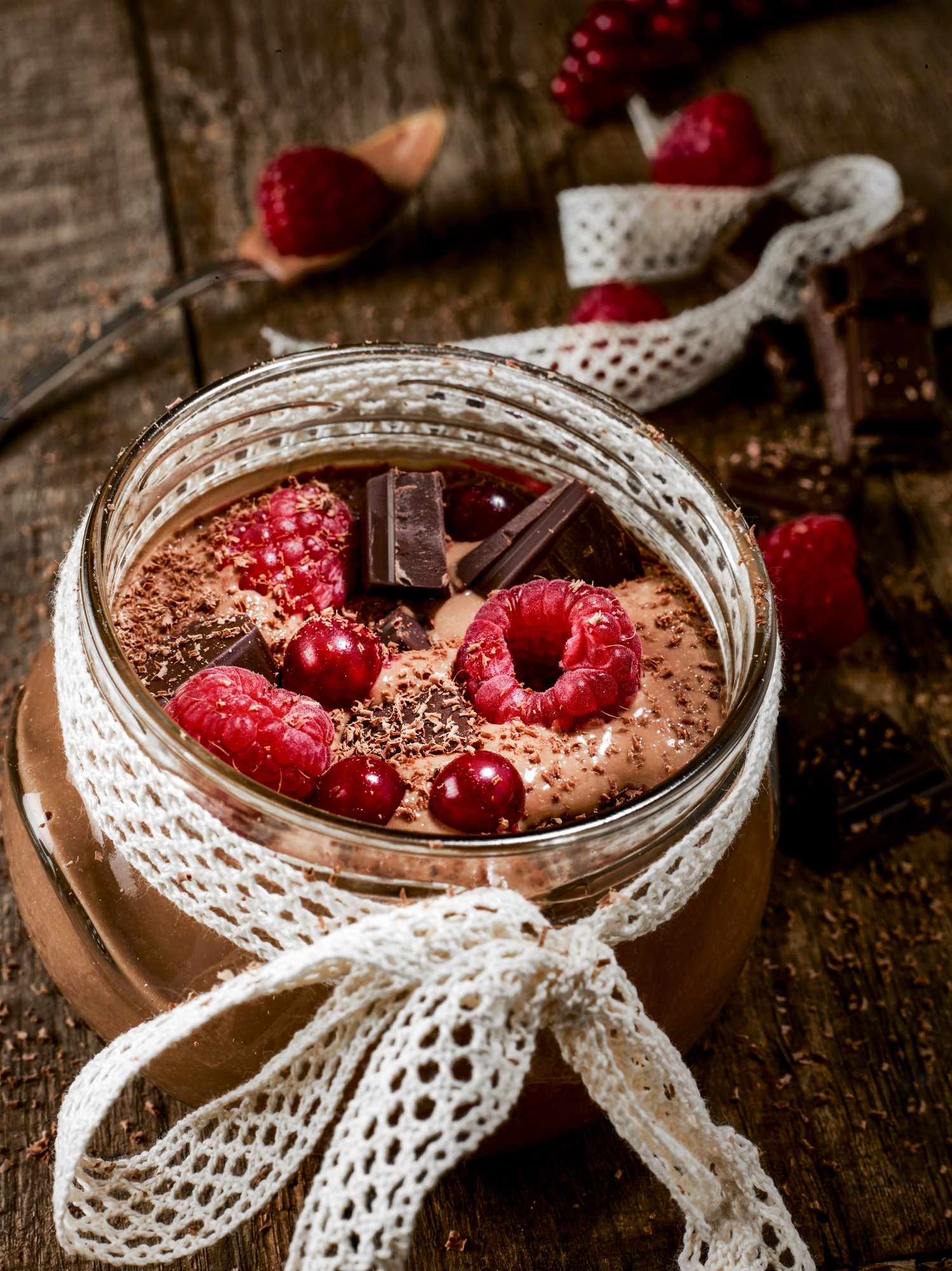 Crème dessert, photographie culinaire en studio à Lyon par Julien Bouvier