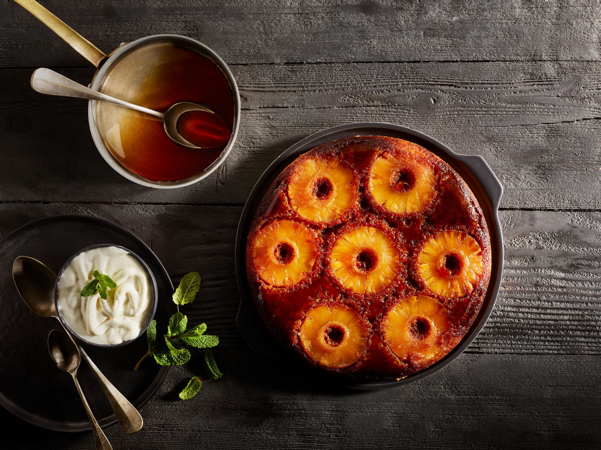 Tarte à l'ananas, photographie culinaire en studio à Lyon par Julien Bouvier