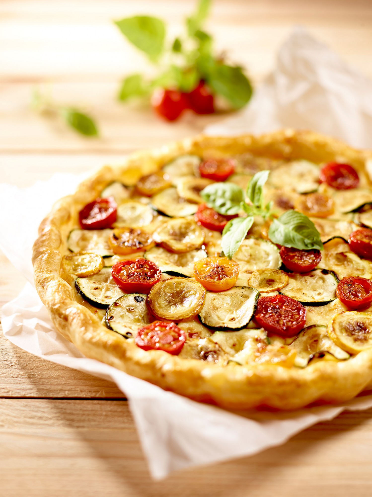 Tarte aux tomates, photographie culinaire en studio à Lyon par Julien Bouvier